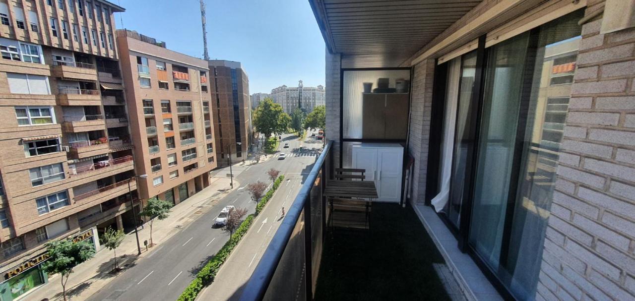 Apartamenticos Studio 75 Сарагоса Экстерьер фото